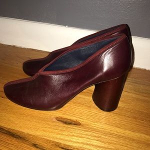 Celine burgundy leather pumps